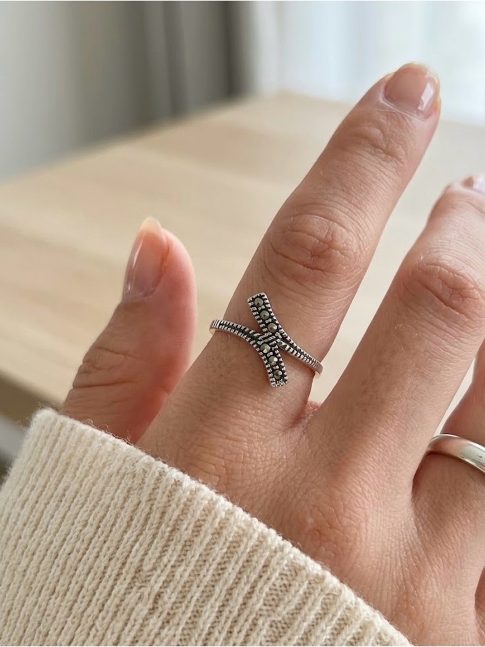 Sterling silver ring size 6